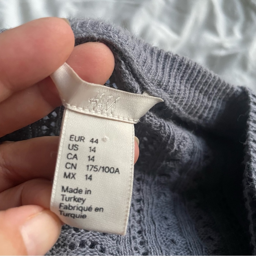 H&M Gray Ruffle V-Neck Button Cardigan - Picture 7 of 8